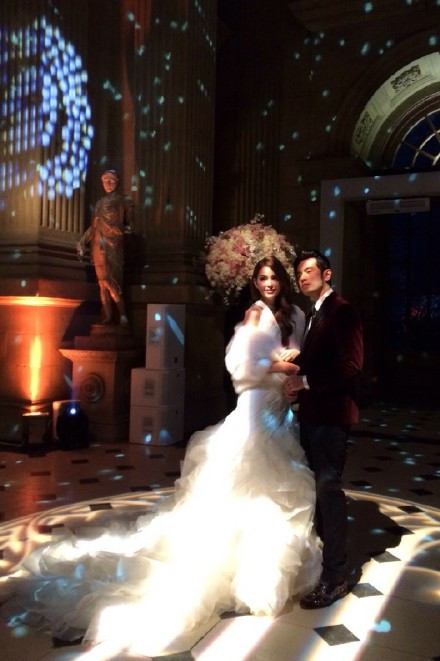 [整整]给蔡蔡的日记-连载封面