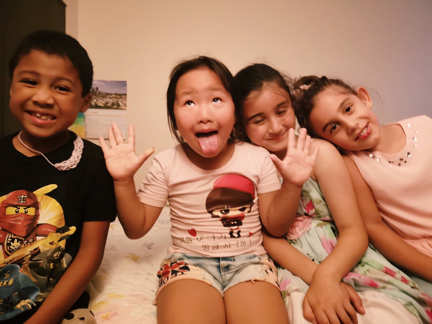 [袋鼠妈妈行走记]手机生活人像-连载封面