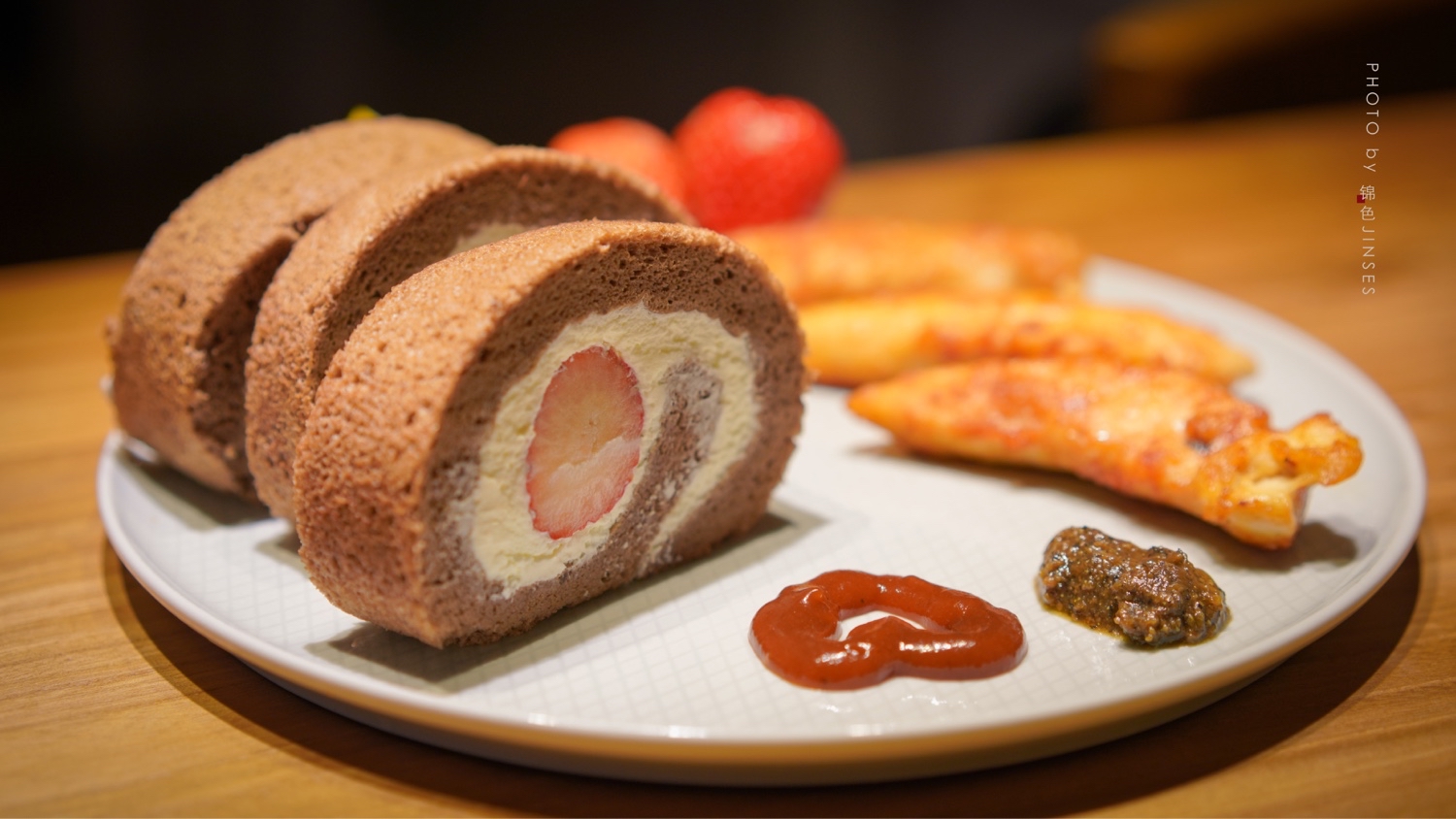 [锦色]假装成美食博主-连载封面